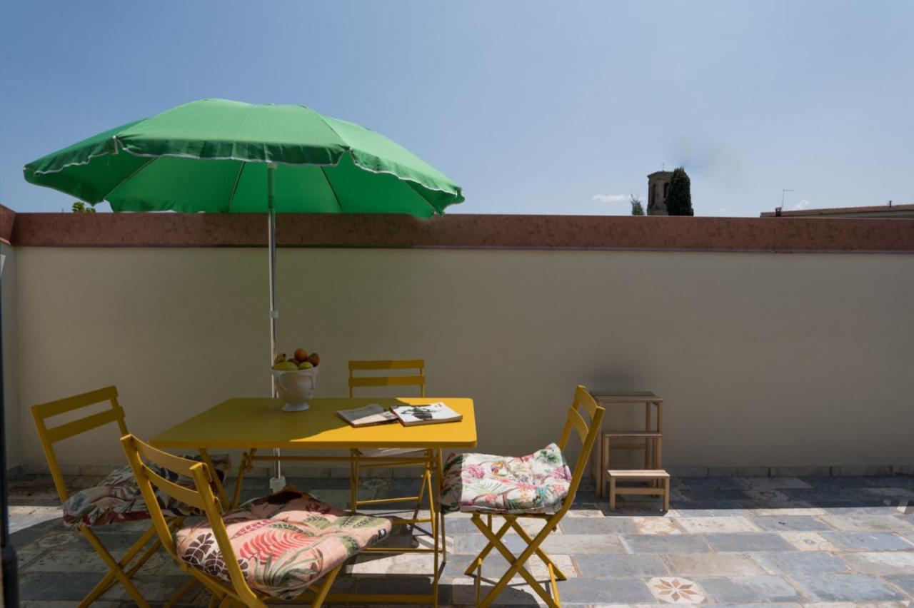 Villa Silvana - Apt Giulia & Michela With Terrace & Parking 佩鲁贾 外观 照片