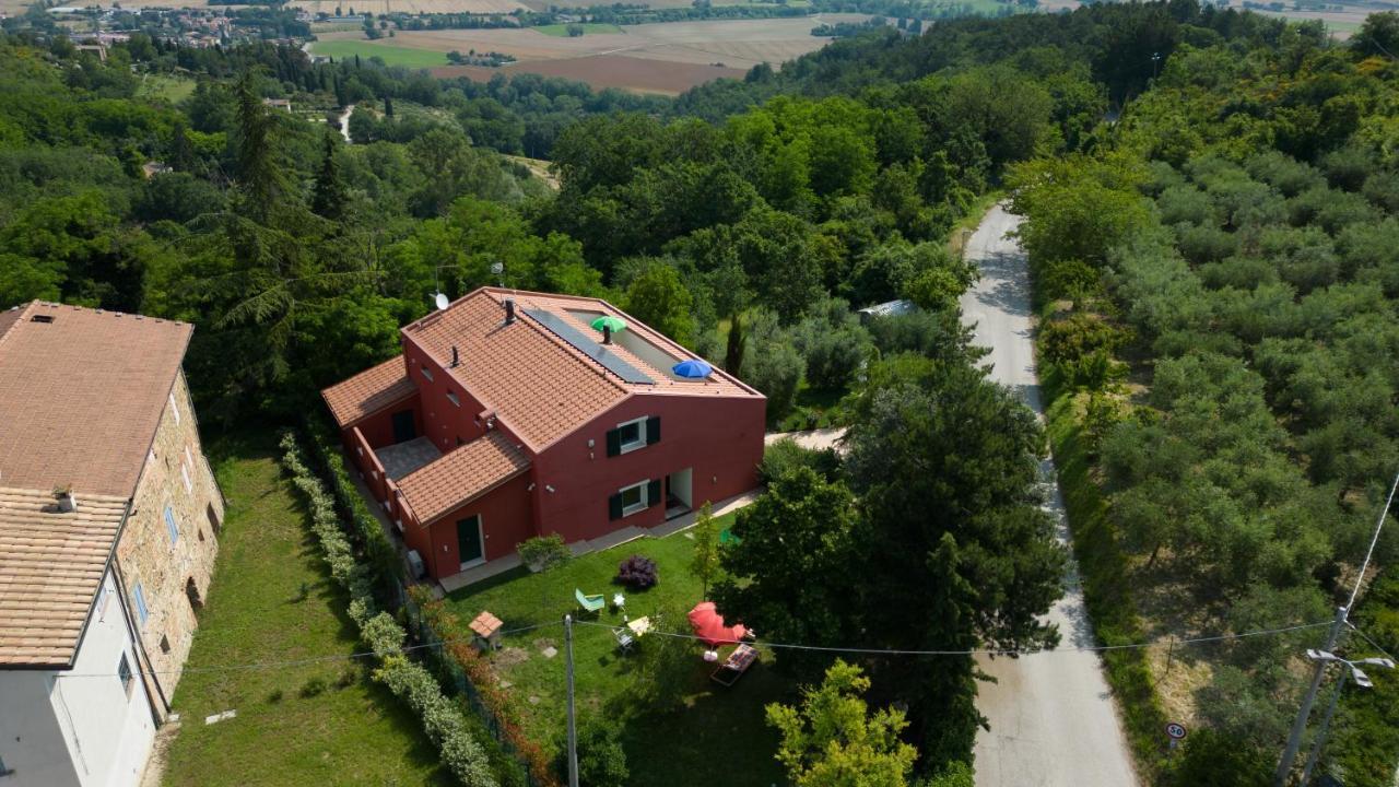 Villa Silvana - Apt Giulia & Michela With Terrace & Parking 佩鲁贾 外观 照片